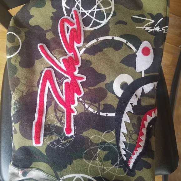 BAPE x FUTURA shark hoodie - Picture 1 of 5